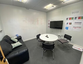 Washingley Rd, Huntingdon for lease Interior Photo- Image 2 of 5