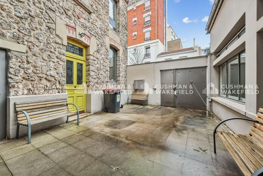 2 Rue De La Vanne, Montrouge à vendre - Photo du bâtiment - Image 3 de 15