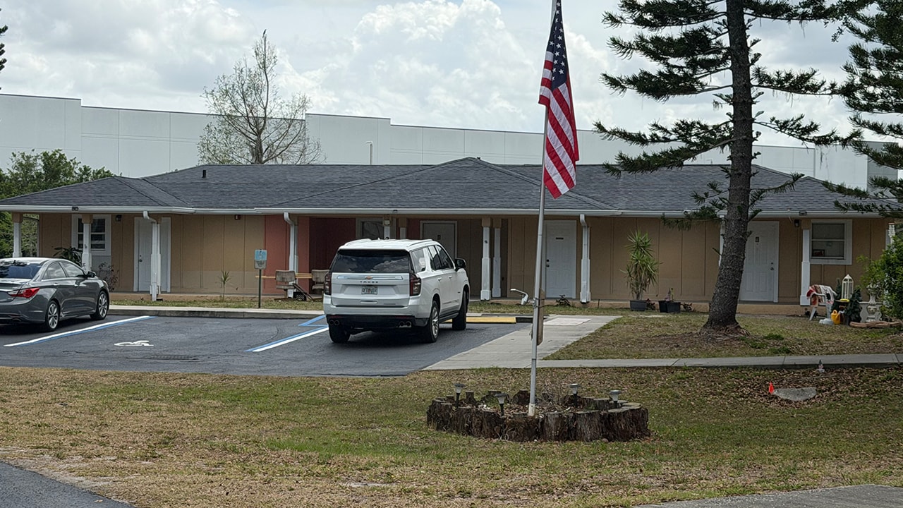 5700 24th St E, Bradenton, FL for lease Building Photo- Image 1 of 15