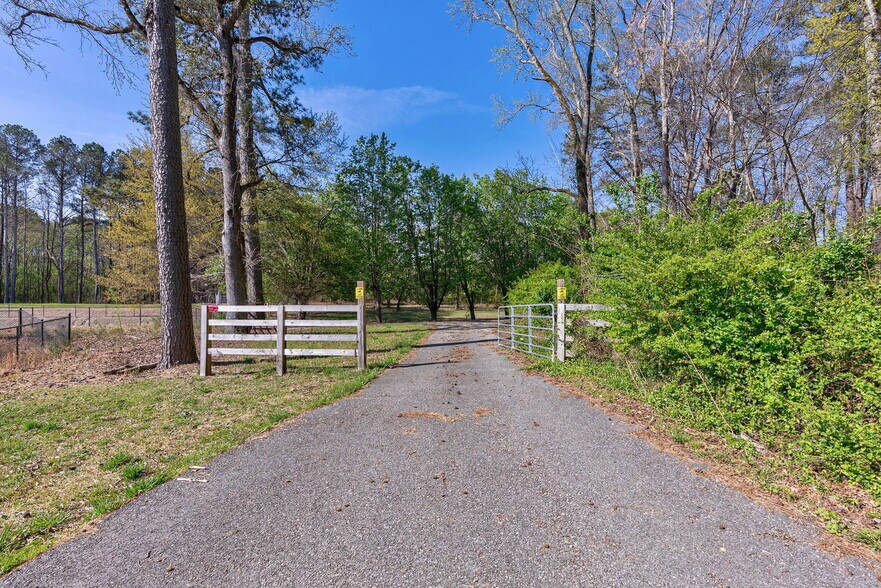 8986 U.S. 29 S, Hull, GA à vendre - Photo du bâtiment - Image 2 de 24