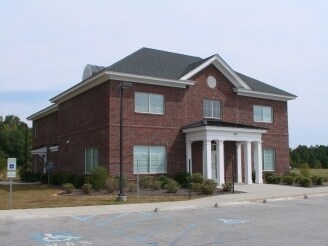696 Medical Park Dr, Hartsville, SC à louer Photo principale- Image 1 de 4