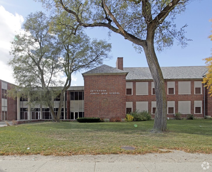 600 Motor St, Pontiac, MI for sale - Building Photo - Image 3 of 11