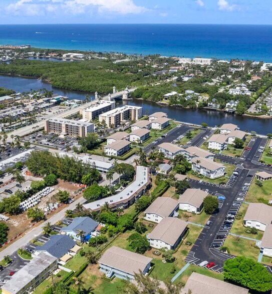 640 SE 2nd Ave, Boynton Beach, FL à vendre - Photo du bâtiment - Image 2 de 30