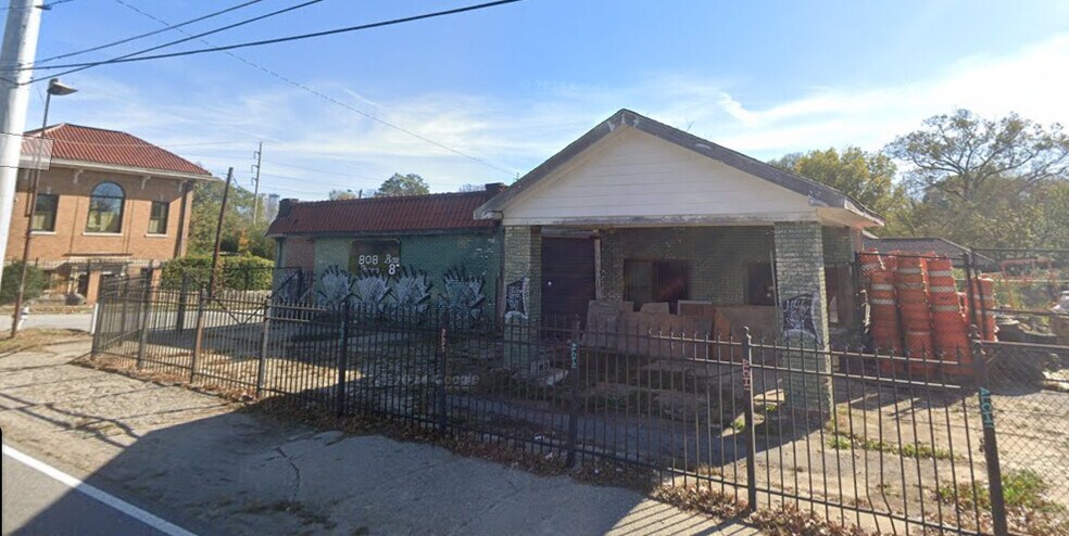 808 Donald Lee Hollowell Pky NW, Atlanta, GA à vendre - Photo du bâtiment - Image 2 de 20