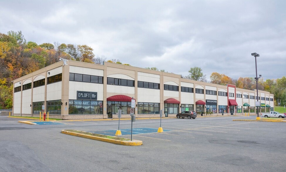 1275 Boul Charest O, Québec, QC for sale - Primary Photo - Image 1 of 1