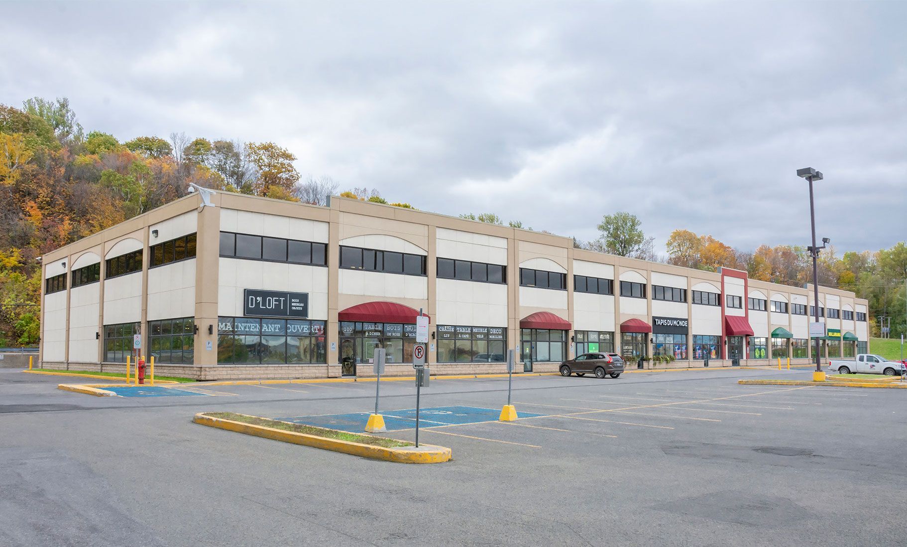 1275 Boul Charest O, Québec, QC à vendre Photo principale- Image 1 de 1