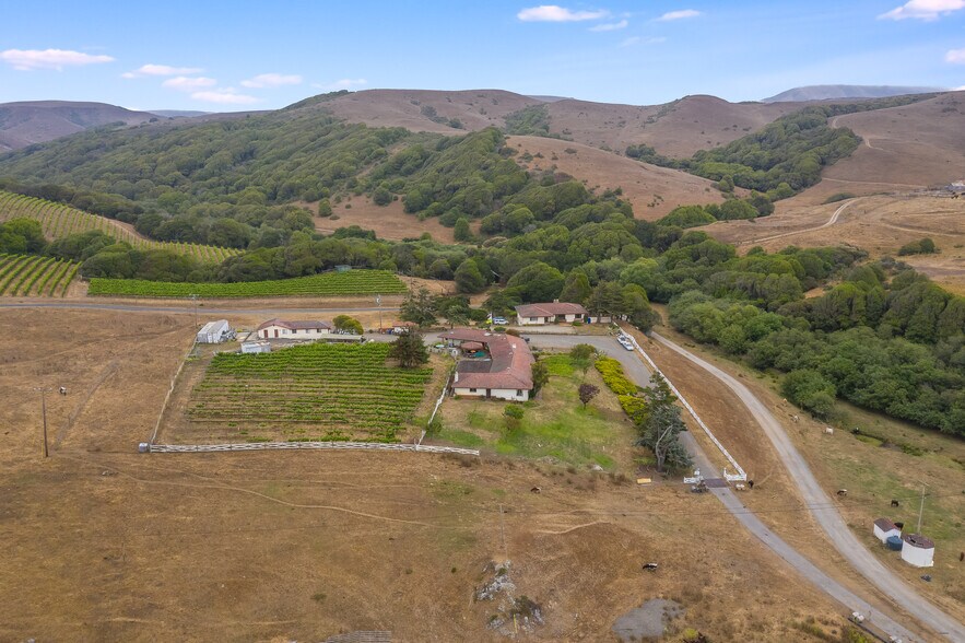 12700 State Route 1, Point Reyes Station, CA à vendre - Photo du bâtiment - Image 3 de 64