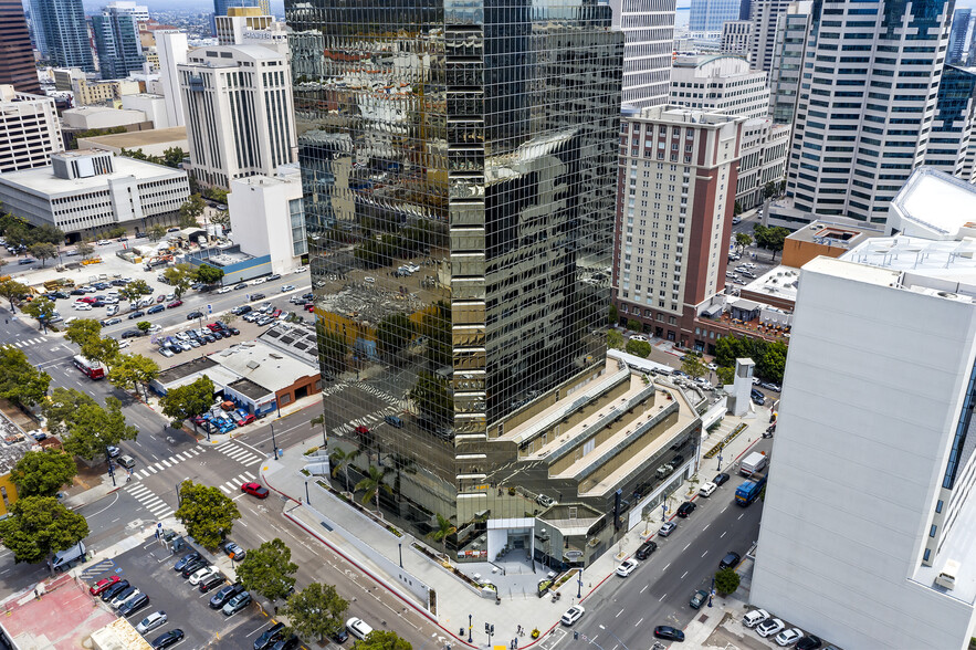 401 W A St, San Diego, CA à louer - Photo du bâtiment - Image 2 de 17