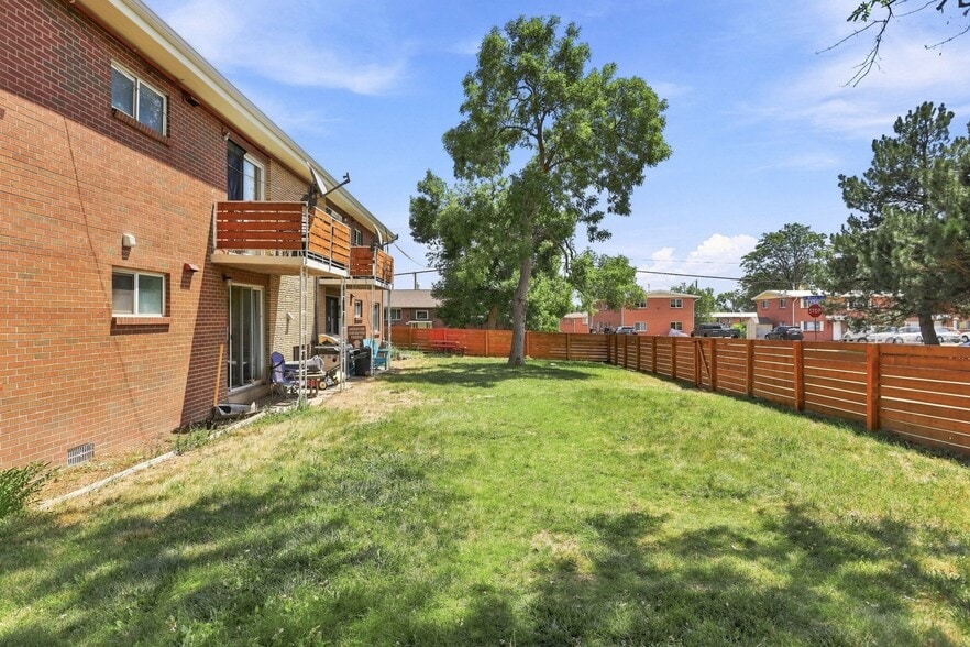 705 Moore St, Denver, CO for sale - Building Photo - Image 3 of 15
