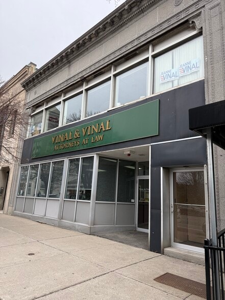 193 Delaware Ave, Buffalo, NY à vendre - Photo du bâtiment - Image 1 de 15