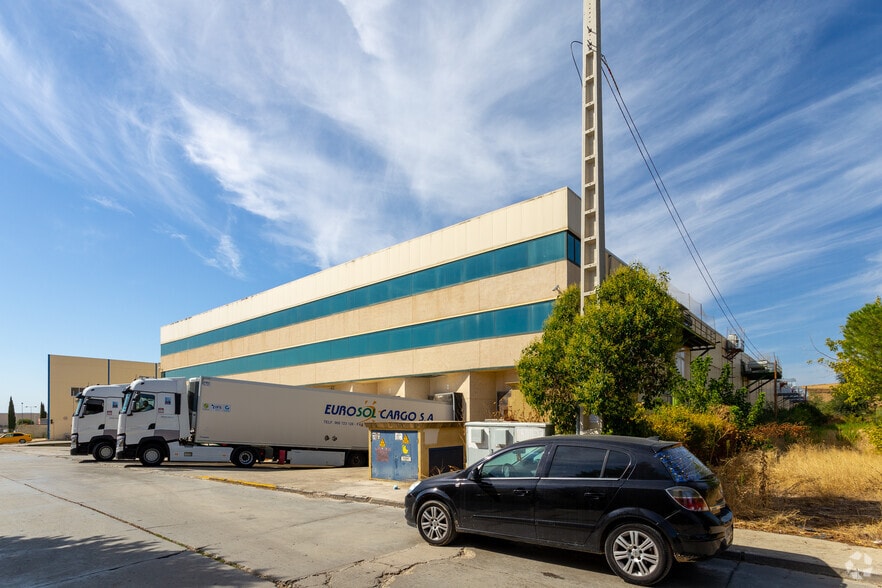Industrial in Borox, Toledo for lease - Primary Photo - Image 1 of 3