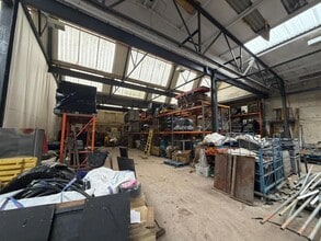Hacken Ln, Bolton for lease Interior Photo- Image 2 of 2