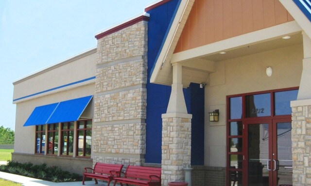 310 S 16th Ave, Laurel, MS à vendre - Photo du bâtiment - Image 2 de 8