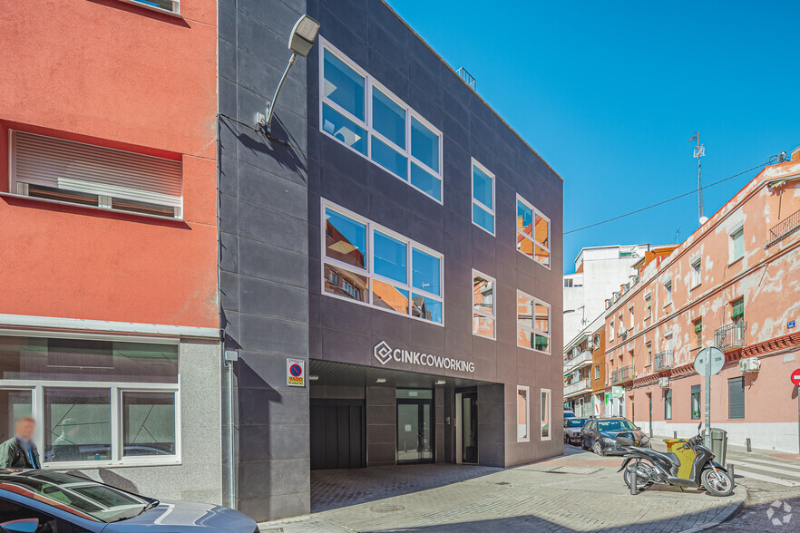 Calle Sófora, 15, Madrid, Madrid for lease - Building Photo - Image 2 of 2