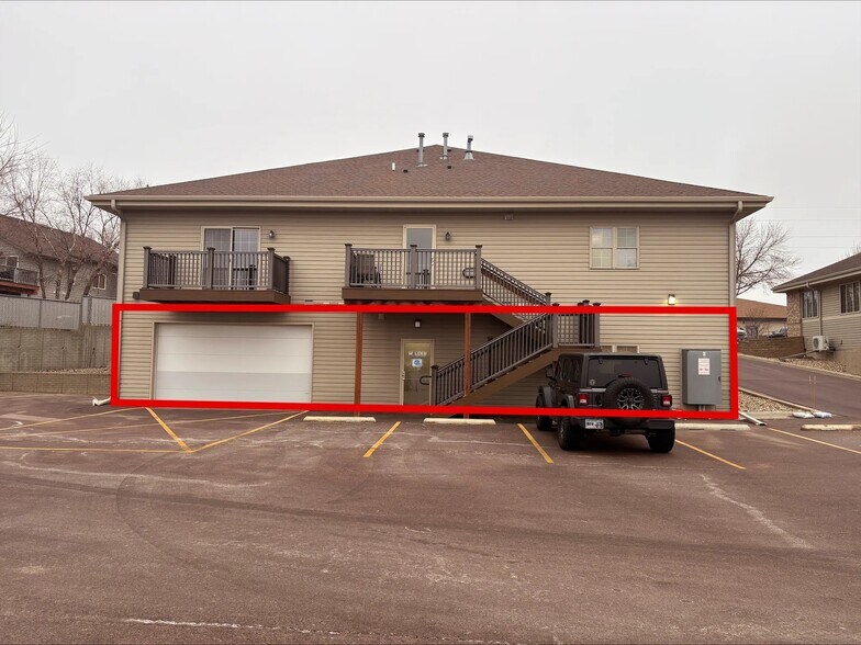 5200 S Cliff Ave, Sioux Falls, SD à louer - Photo du bâtiment - Image 3 de 25