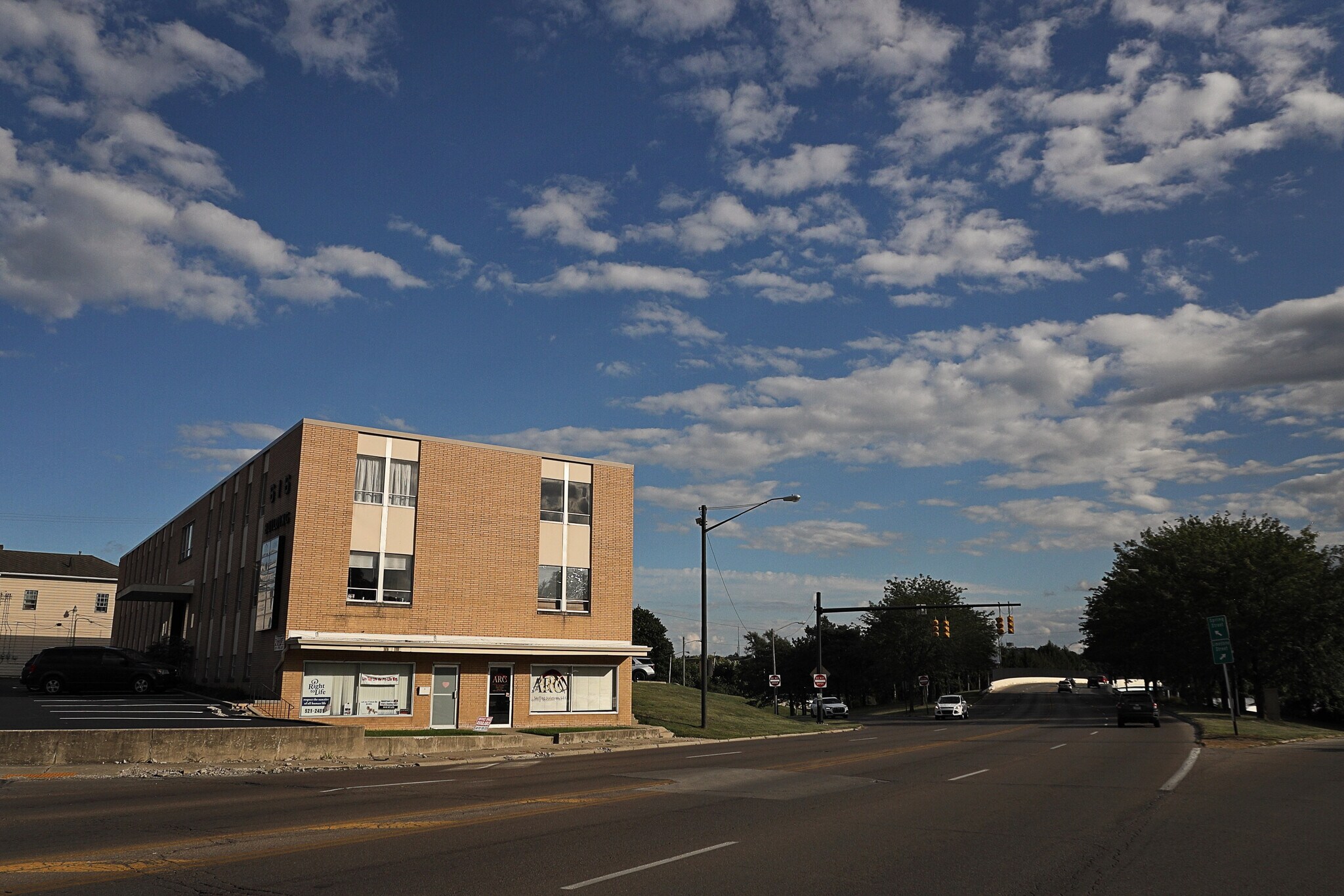 616 N Limestone St, Springfield, OH à vendre Photo du bâtiment- Image 1 de 1