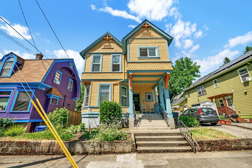 1925 SE Alder St, Portland, OR à vendre - Photo du bâtiment - Image 2 de 13