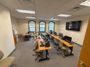 61 N Main St, Branford, CT for lease Interior Photo- Image 2 of 14