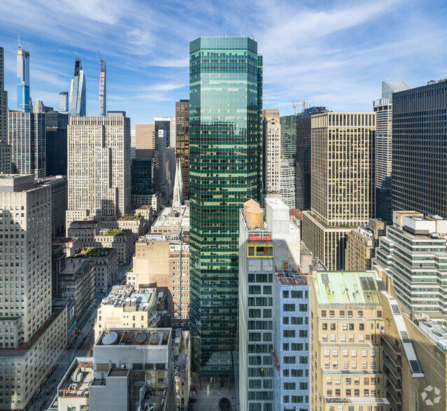 12 E 49th St, New York, NY for lease - Aerial - Image 2 of 12