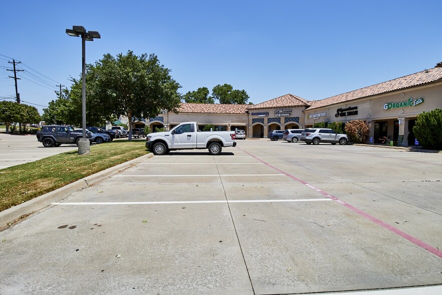 8300 Precinct Line Rd, Colleyville, TX for lease - Building Photo - Image 3 of 20