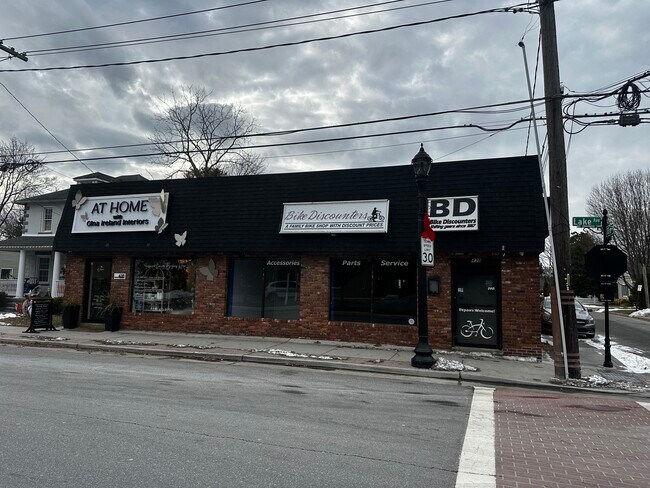 More details for 438 Lake Ave, Saint James, NY - Retail for Lease
