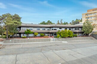 Plus de détails pour 2528 Wheaton Way, Bremerton, WA - Bureau à louer