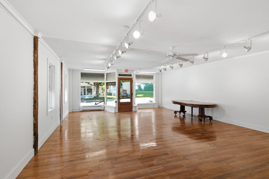 27 Main St, Chester, MA for sale - Building Photo - Image 3 of 6