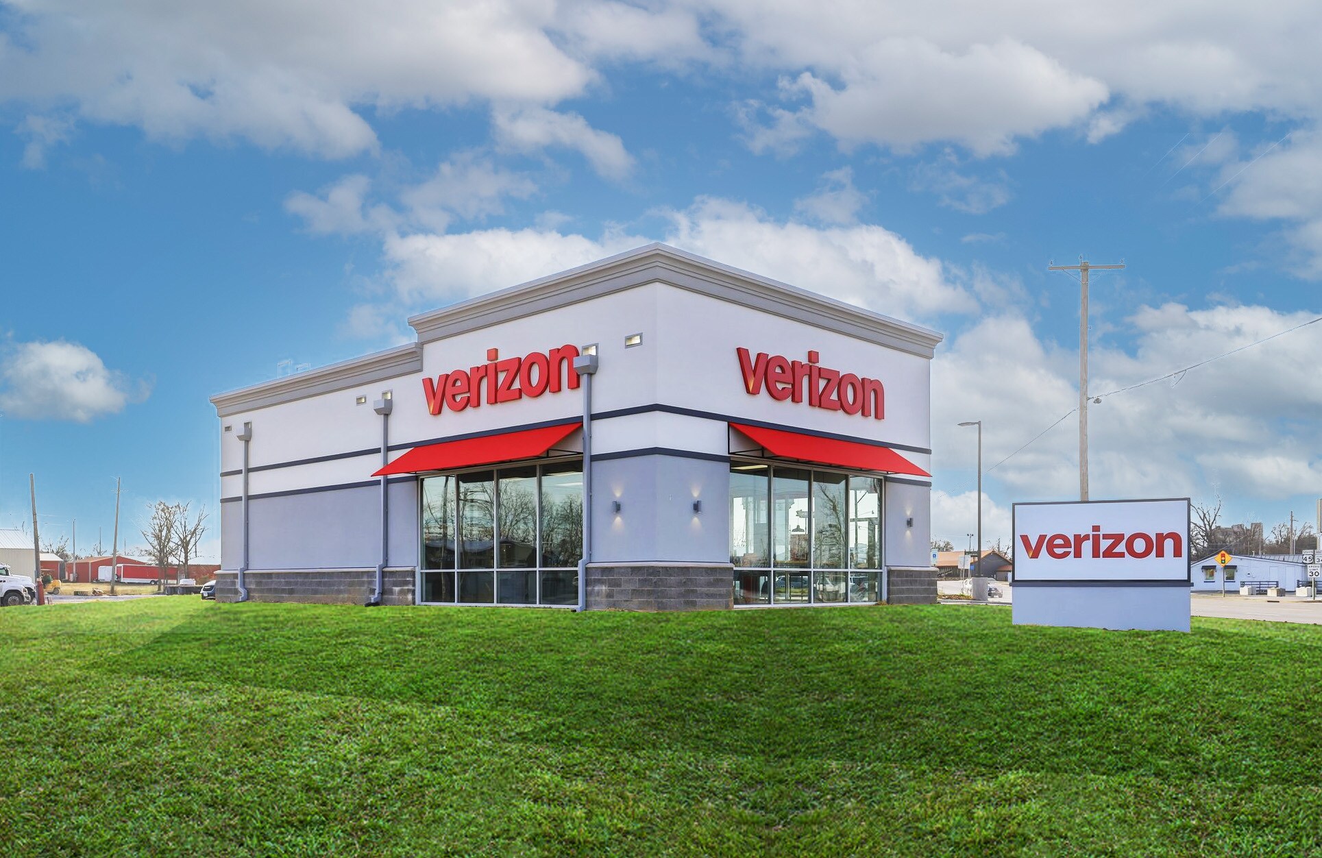 402 N Commercial St, Harrisburg, IL for sale Primary Photo- Image 1 of 5