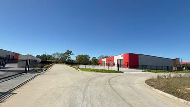 4333-4334 Kreinhop Rd, Spring, TX for lease Interior Photo- Image 1 of 11