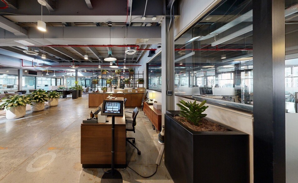 594 Dean St, Brooklyn, NY à louer - Numérisation 3D de Matterport - Image 2 de 10
