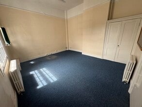 3-7 Grove Pl, Bedford for lease Interior Photo- Image 2 of 2