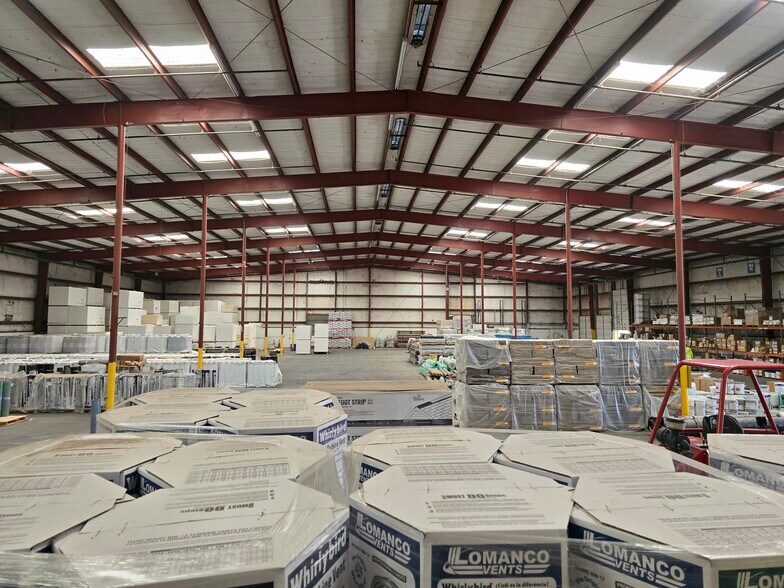 6956 Market Ave, El Paso, TX à louer - Photo du bâtiment - Image 3 de 9