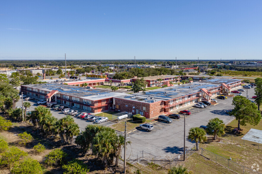 4825 N Hwy. 27, Davenport, FL à vendre - Photo principale - Image 1 de 1