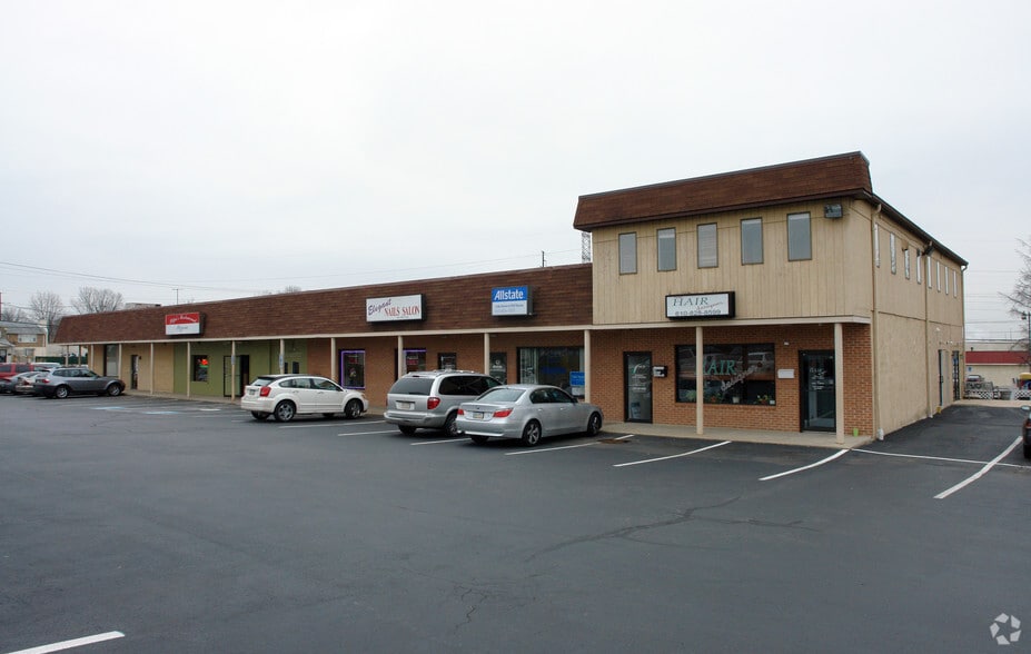 406-414 W Ridge Pike, Conshohocken, PA for lease - Primary Photo - Image 1 of 4