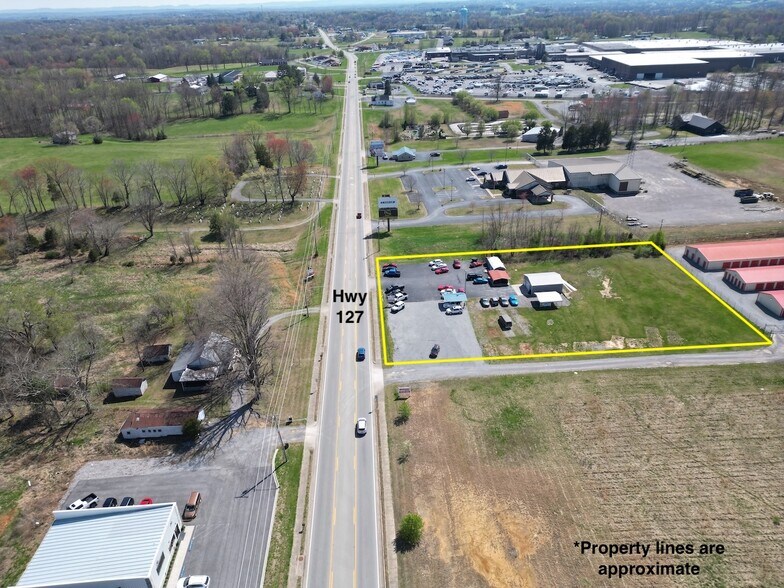 2485 N Main St, Jamestown, KY à vendre - Photo du bâtiment - Image 3 de 22