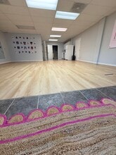 812 W Wade Hampton Blvd, Greer, SC for lease Interior Photo- Image 1 of 8