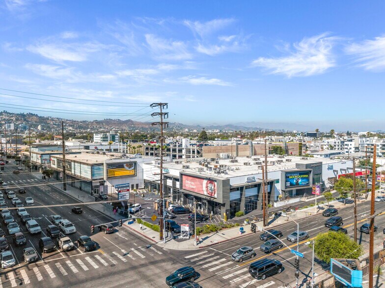 100 S La Cienega Blvd, Los Angeles, CA à louer - Photo du bâtiment - Image 2 de 4