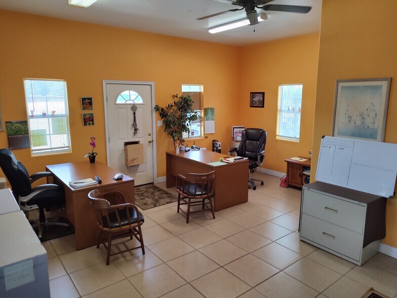 4101 N Saint Marys St, Beeville, TX à louer - Photo intérieure - Image 2 de 14