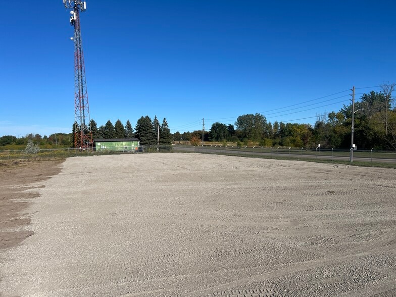 1190 Phillip Murray Av, Oshawa, ON for lease - Building Photo - Image 3 of 6