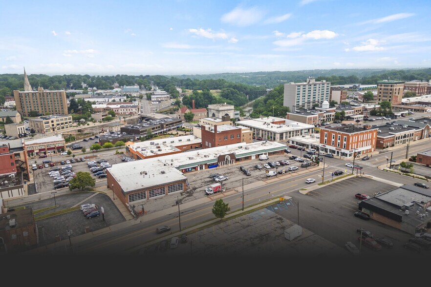 61-81 Walnut St, Lockport, NY à vendre - Photo du bâtiment - Image 2 de 15