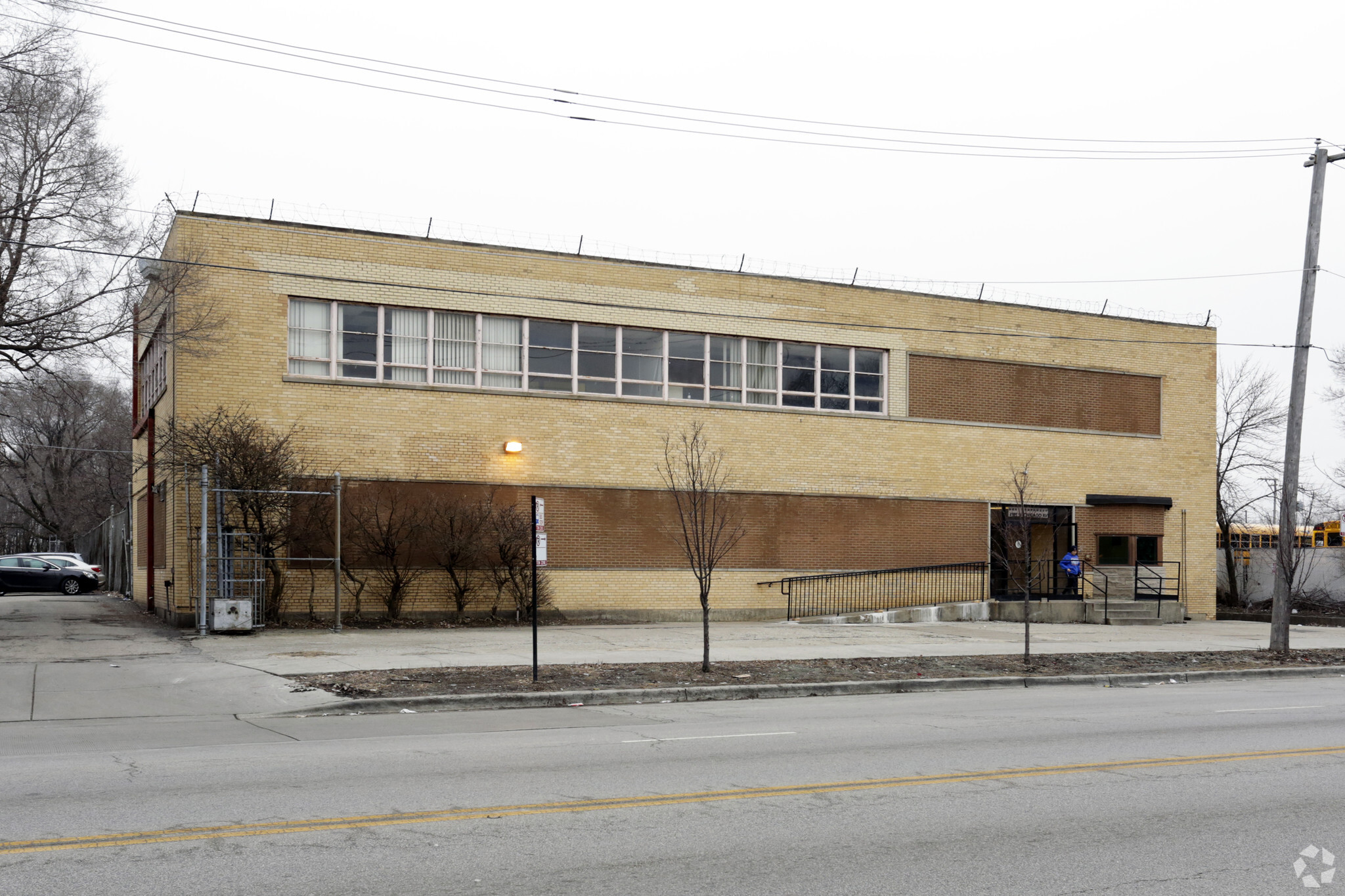 4105 W Chicago Ave, Chicago, IL for lease Primary Photo- Image 1 of 3