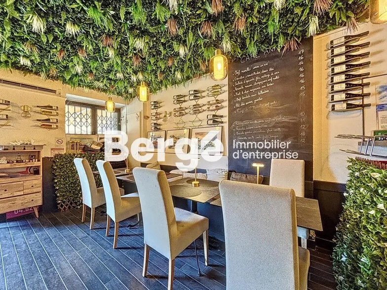 Retail in Nice for lease - Building Photo - Image 3 of 7