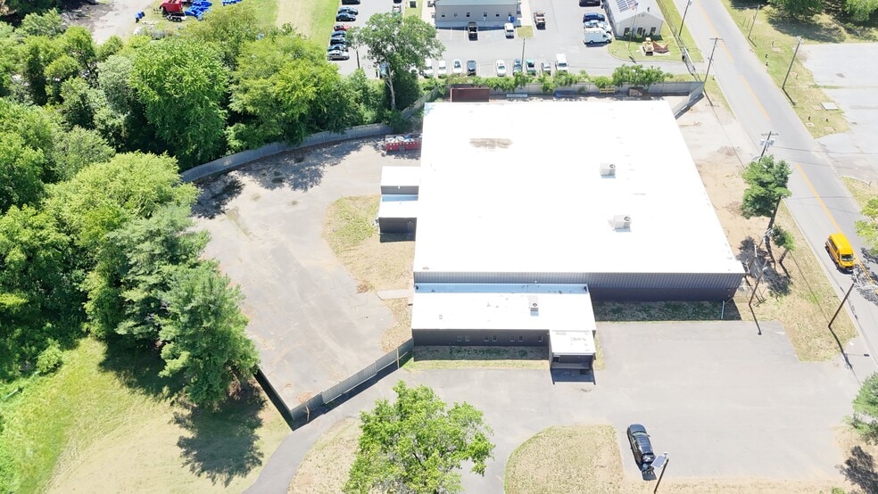 148 Beverly Rancocas Dr, Willingboro, NJ for lease - Building Photo - Image 2 of 16