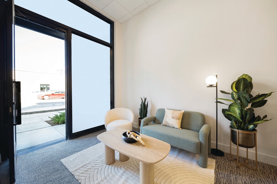 337 2nd St, Everett, MA for lease - Interior Photo - Image 3 of 6