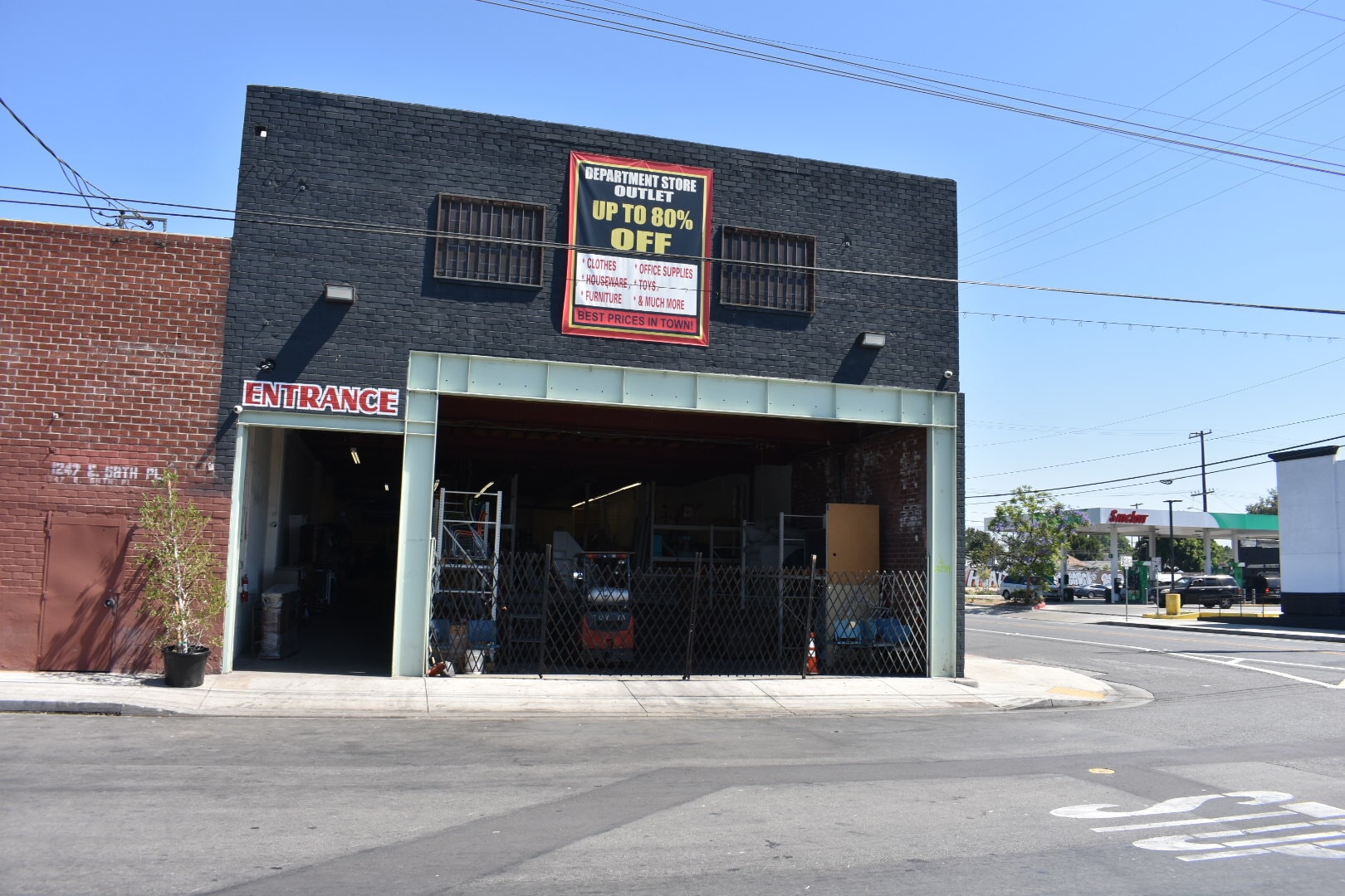 1249 58th Pl, Los Angeles, CA for lease Building Photo- Image 1 of 23