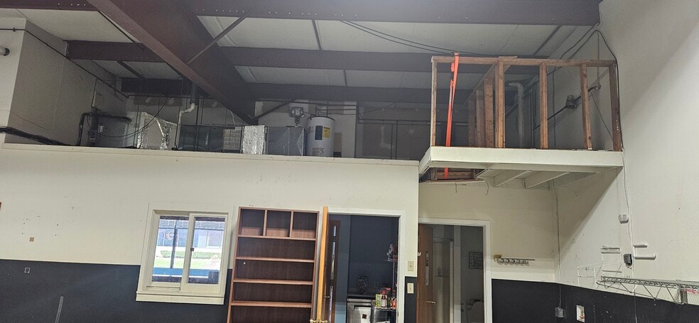 5 Cheryl Dr, Canton, CT for lease - Building Photo - Image 3 of 5