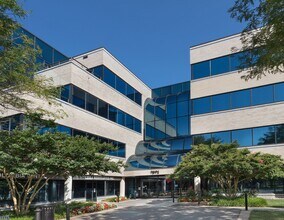 9881 Broken Land Pkwy, Columbia, MD for lease Building Photo- Image 1 of 3