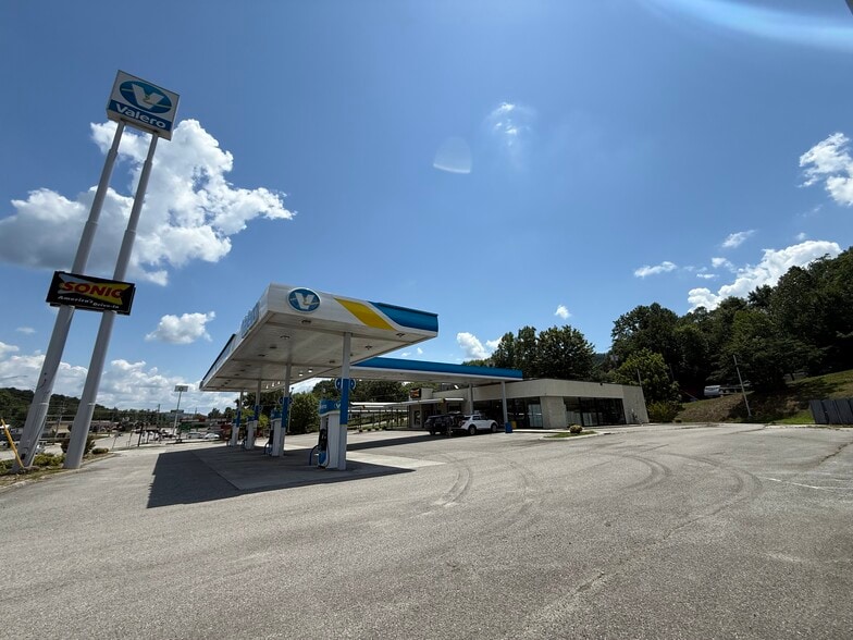 539 N Main St, Lake City, TN for sale - Building Photo - Image 2 of 10