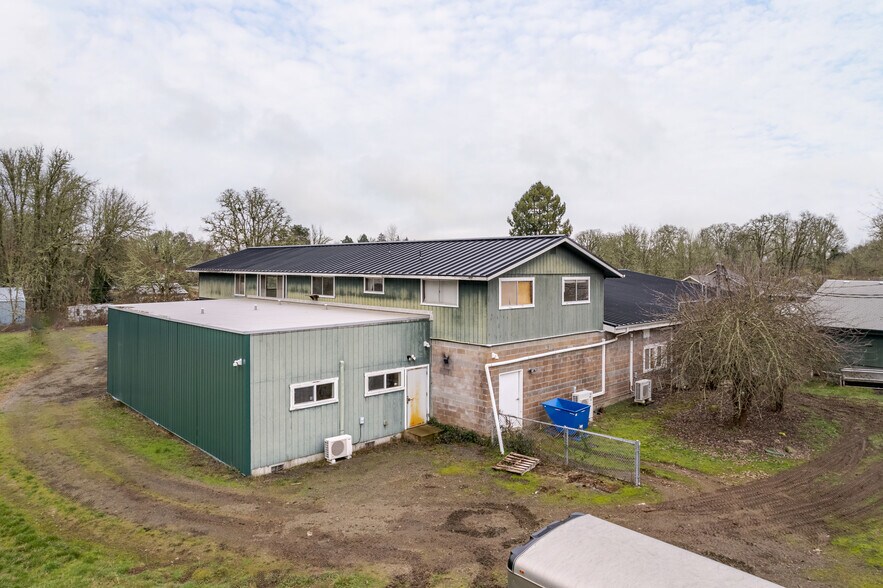 24716 Territorial Hwy, Monroe, OR à vendre - Photo du bâtiment - Image 2 de 26