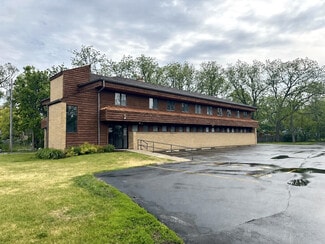 More details for 720 N Rochester St, Mukwonago, WI - Office for Sale